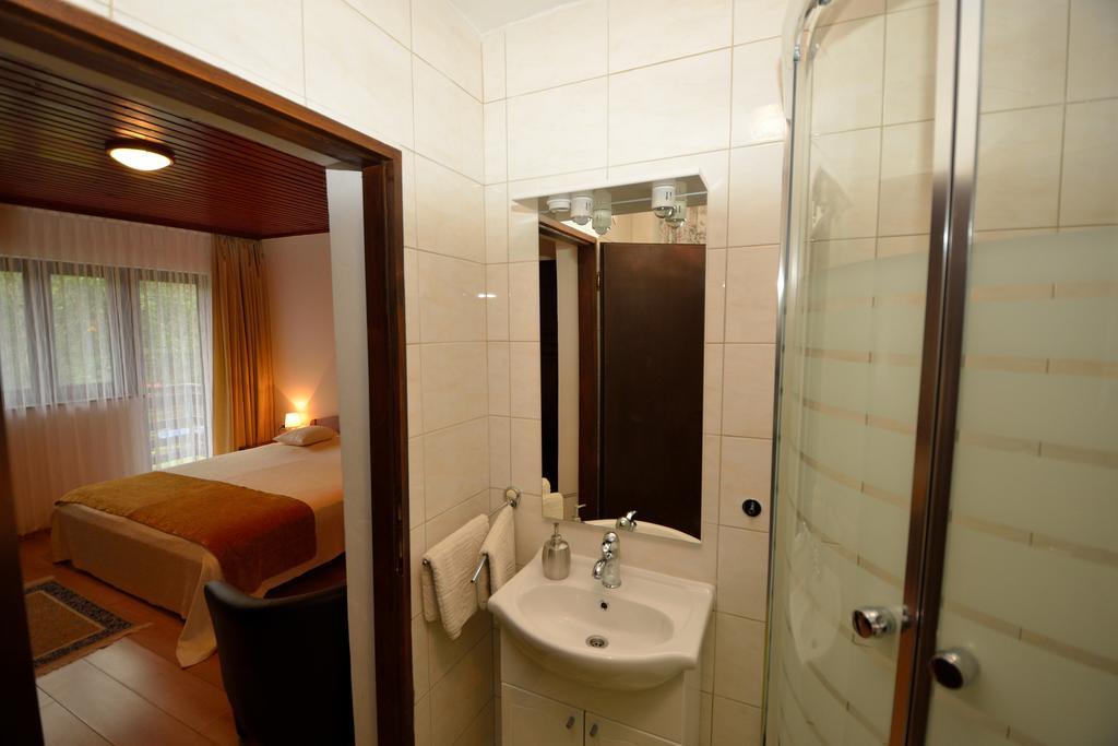 Plitvice Pansion Lovric Hotel Plitvicka Jezera Room photo